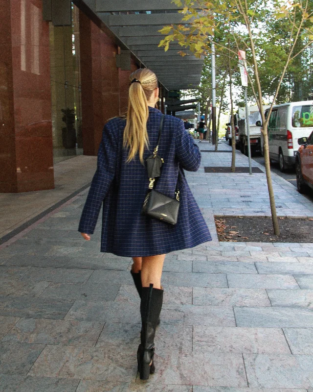 Cambridge Oversized Wool Blazer - Blue