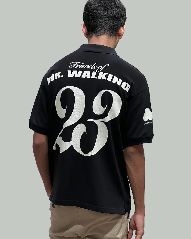 FRIENDS OF MR. WALKING POLO T-SHIRT IN BLACK [UNISEX]