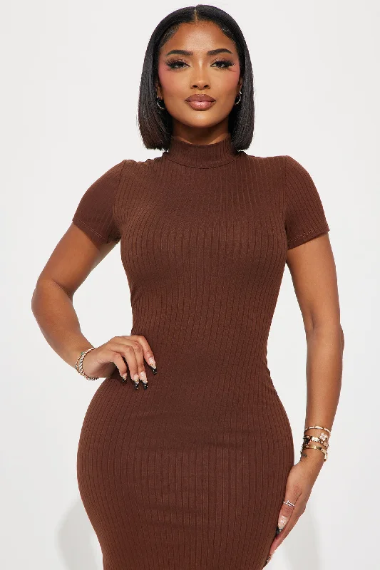 Karissa Ribbed Maxi Dress - Brown