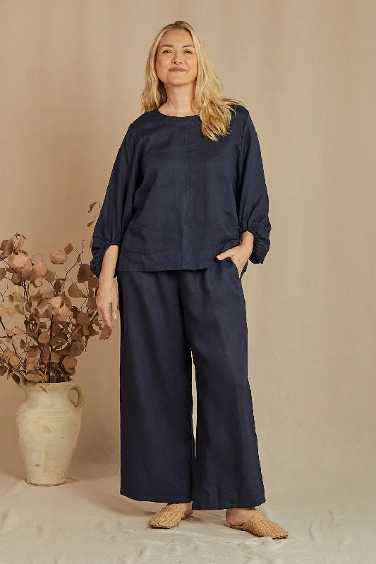 Audrey Linen Blouse in Navy